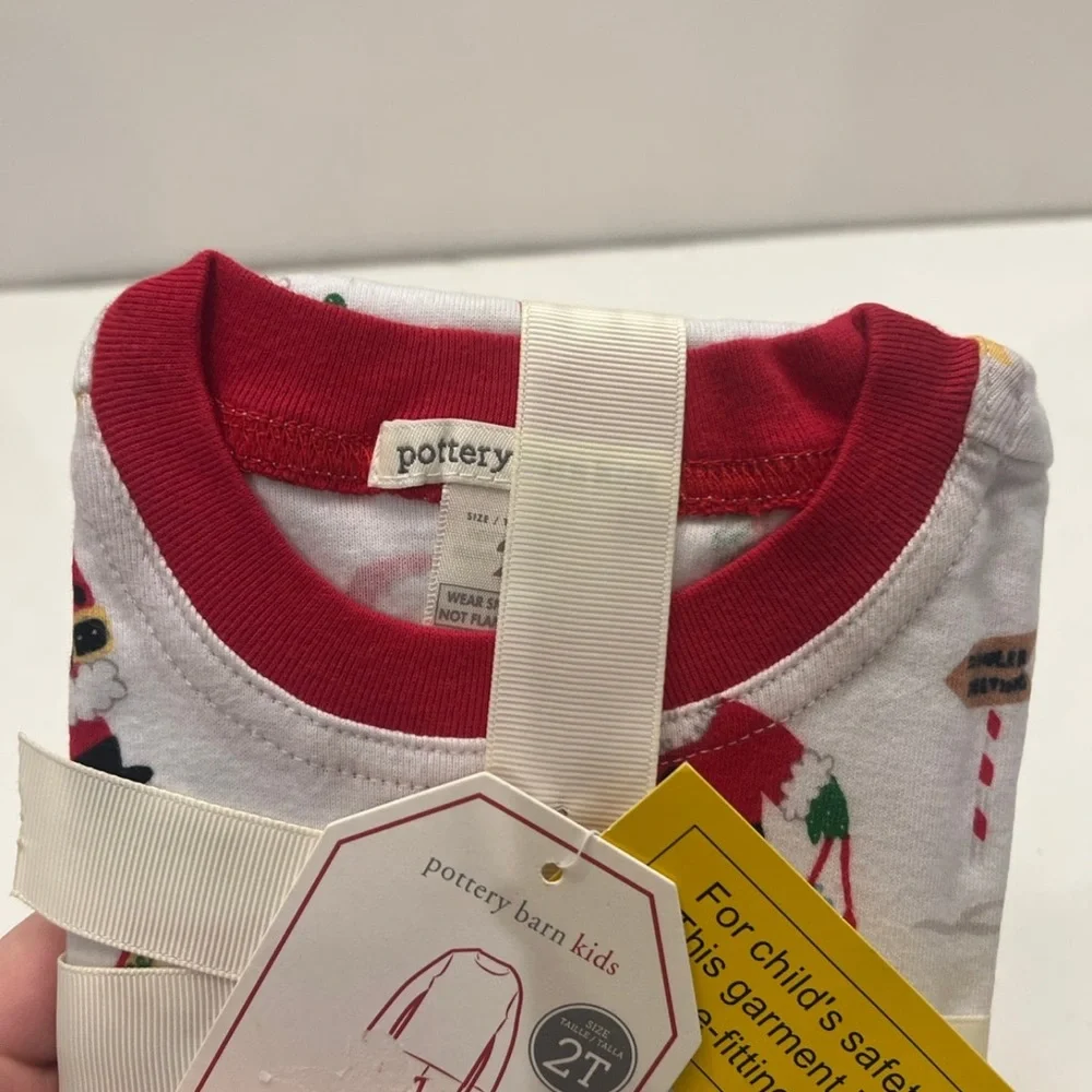 Pottery Barn Kids Jolly Santa Pajama Set Size 2T, NWT
